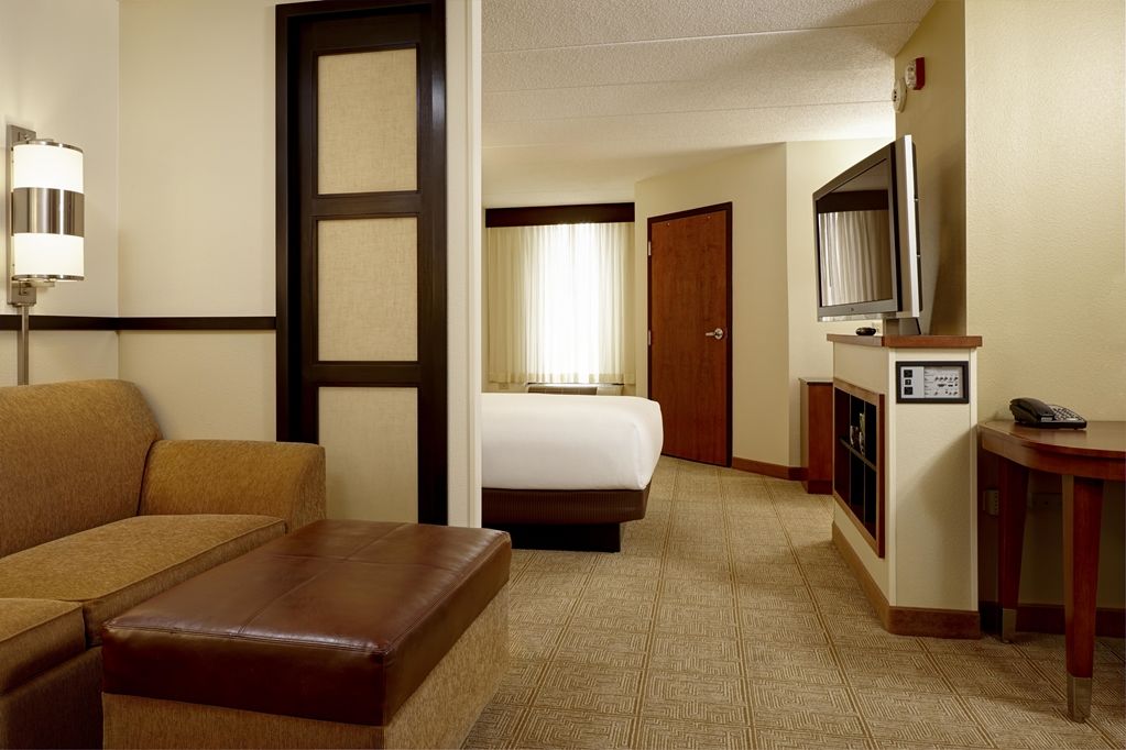 Hyatt Place Baton Rouge/I-10 Hotel Room photo